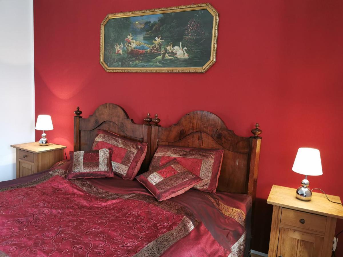 Ruhige Ferienwohnung Im Gutshaus Niederorschel Buitenkant foto